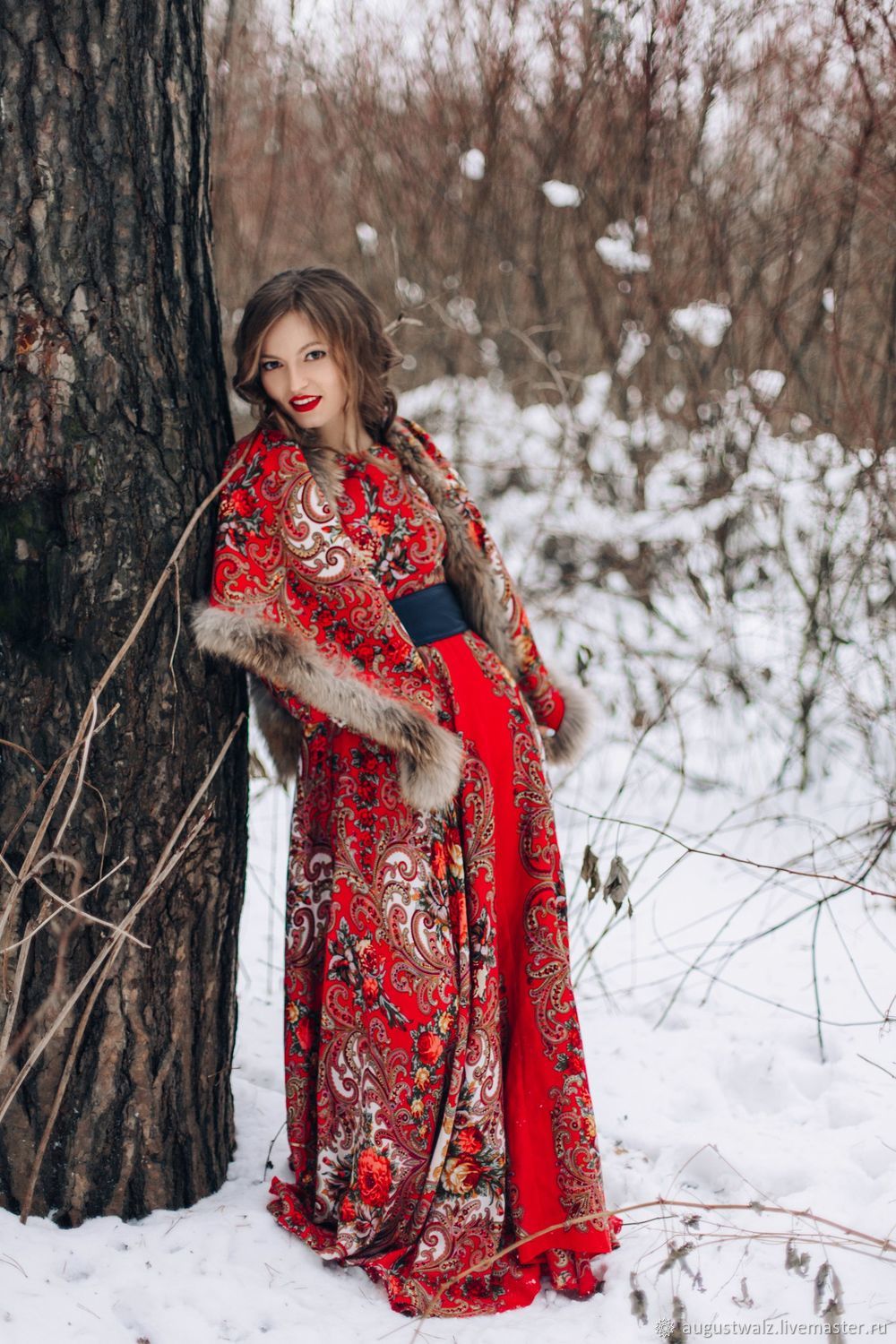 Photo Girls in Slavic costumes in Chongju